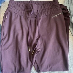 Gymshark (Whitney Simmons) Cherry Chocolate Fitted joggers and cropped hoodie